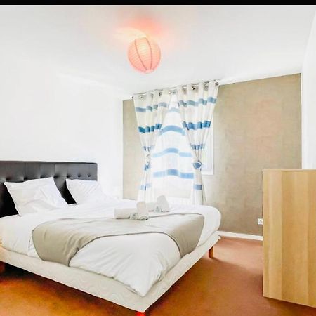 Ferienwohnung Virginia 600M De La Gare Annemasse Exterior foto